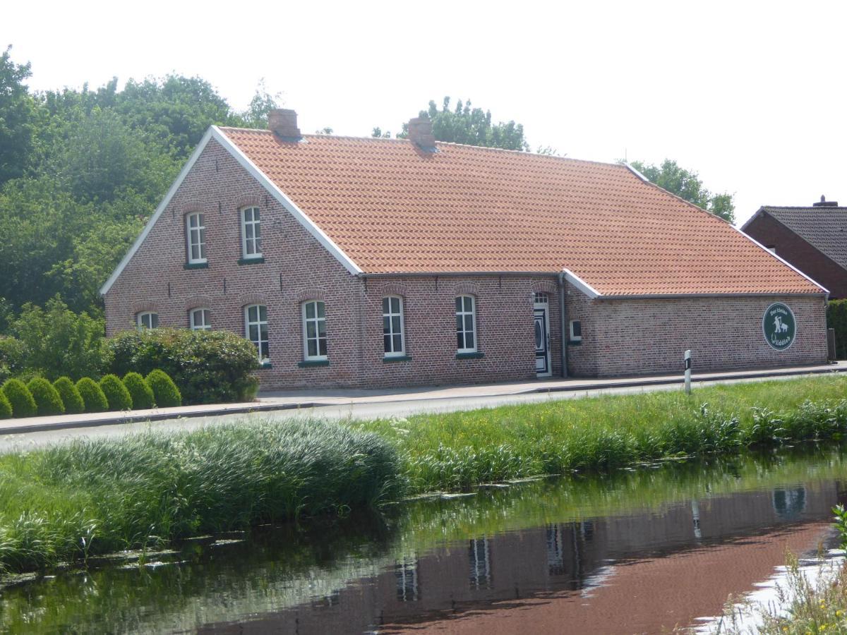 Apartment Gulf Im Gulfhof Am Kanal Grossefehn
